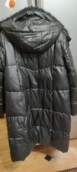 Продам зимнюю куртку - плащ 52 разм