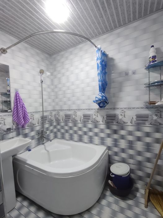 Srochna Vagzal uz gazoyil 2 xona uy ijaraga beriladi