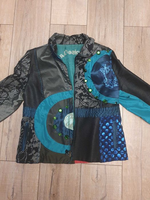 Куртка. Размер 46-48. Брендовая