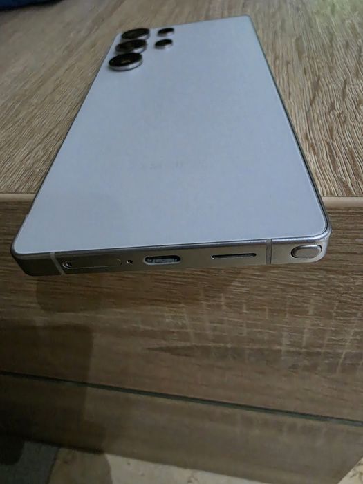Telefon samsung S 25 ultra 512