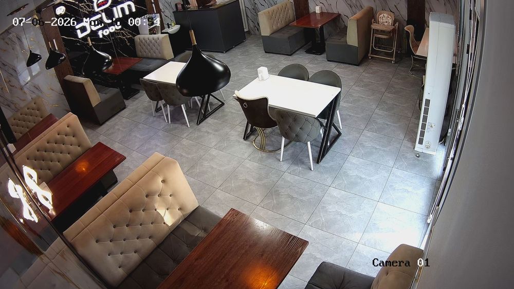 Kafe va restoranlar uchun 5 juft yumshoq mebel va 8 ta yumshoq stul