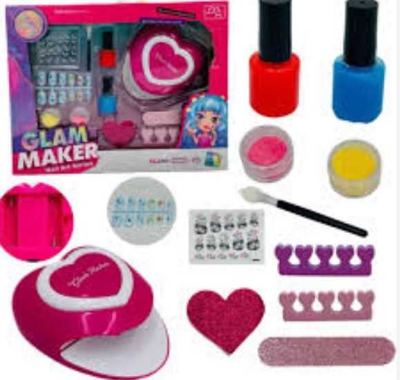 Детски козметичен комплект за маникюр със сушилня за нокти и лакове