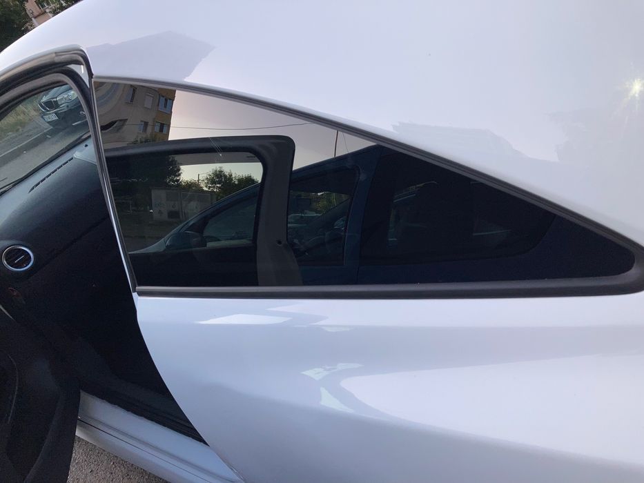 Опел Корса 2014 десен волан 1,4 бензин