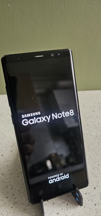 Galaxy NOTe 8, foarte bun.