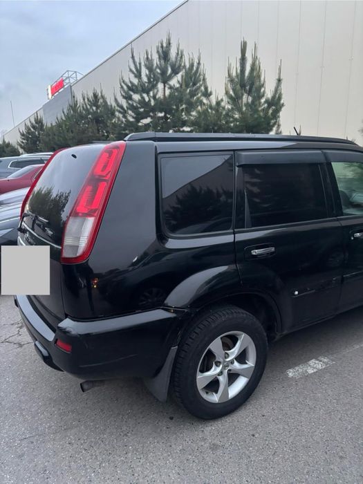 Nissan X-trail 2.5 сатылады