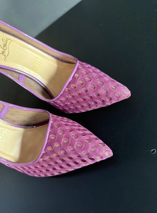 Louboutin високи обувки