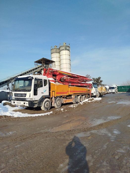 Бетонанасос 52 м