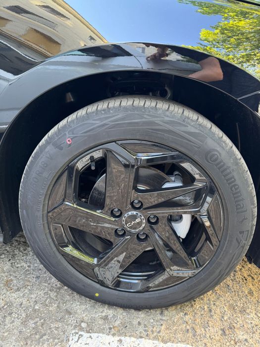 Anvelope Vara Continental 225/50/r18 Noi