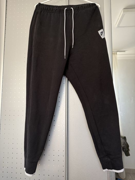 pantaloni nike air