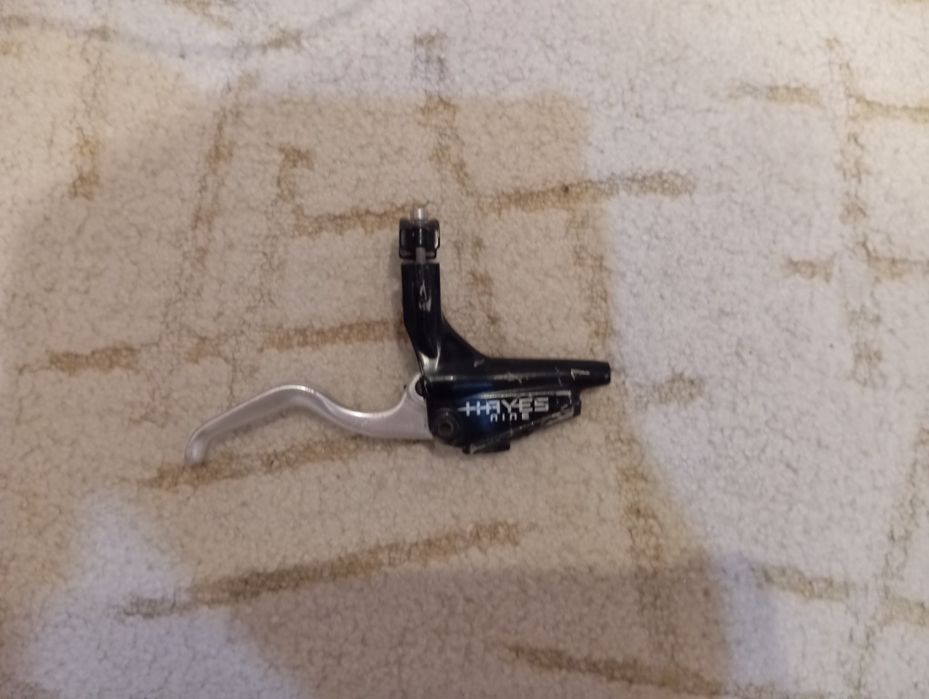 Продавам спирачки HAYES nine