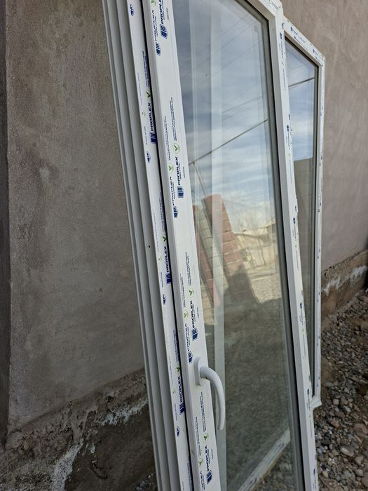 Продам дверь и окно