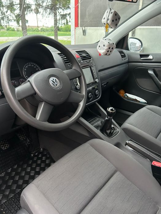Se vinde golf 5 1.4 mpi