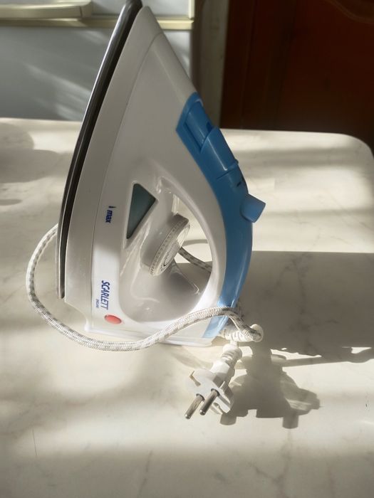 Продам утюг новый