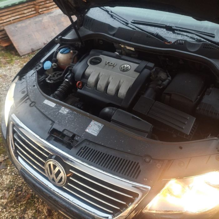 VW PASSAT 2.0TDIНа части