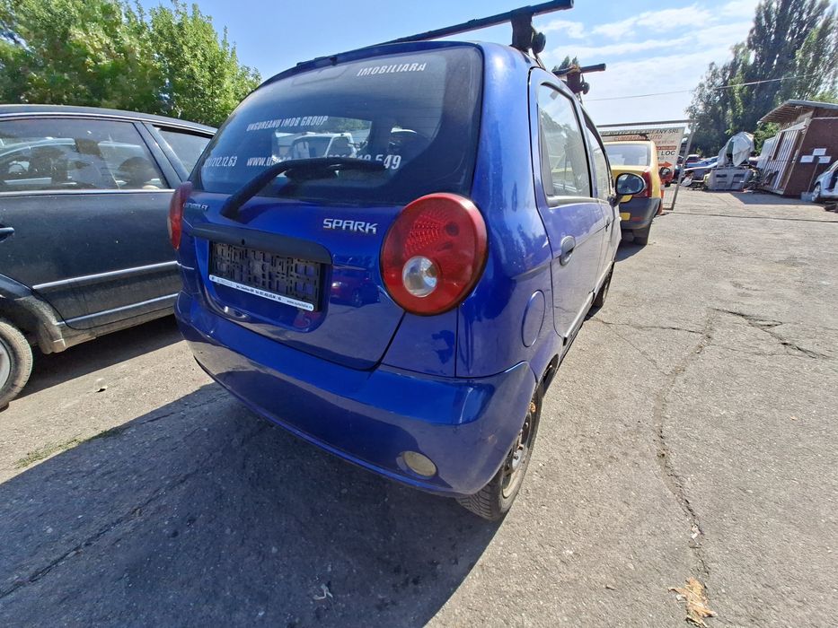 Dezmembrez Chevrolet Spark 0.8 benzina 2008  A08S3