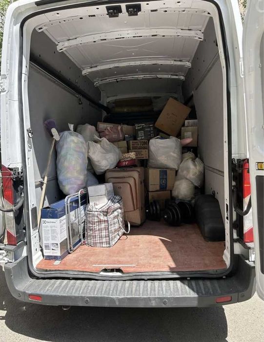 Грузоперевозки Переезд Товарно Такси Превоз на товари Грузчики Бус