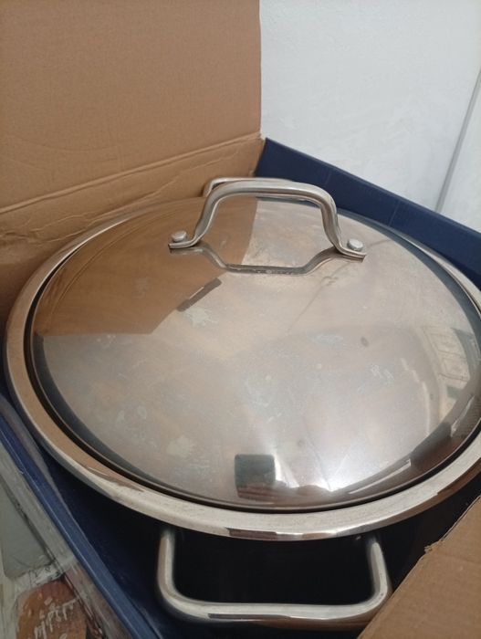 Продам кастрюль викалина