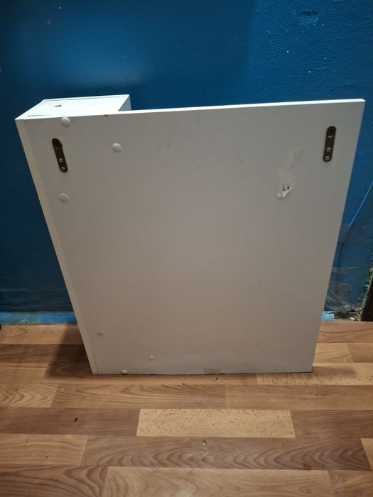 Продам настенные  зеркало