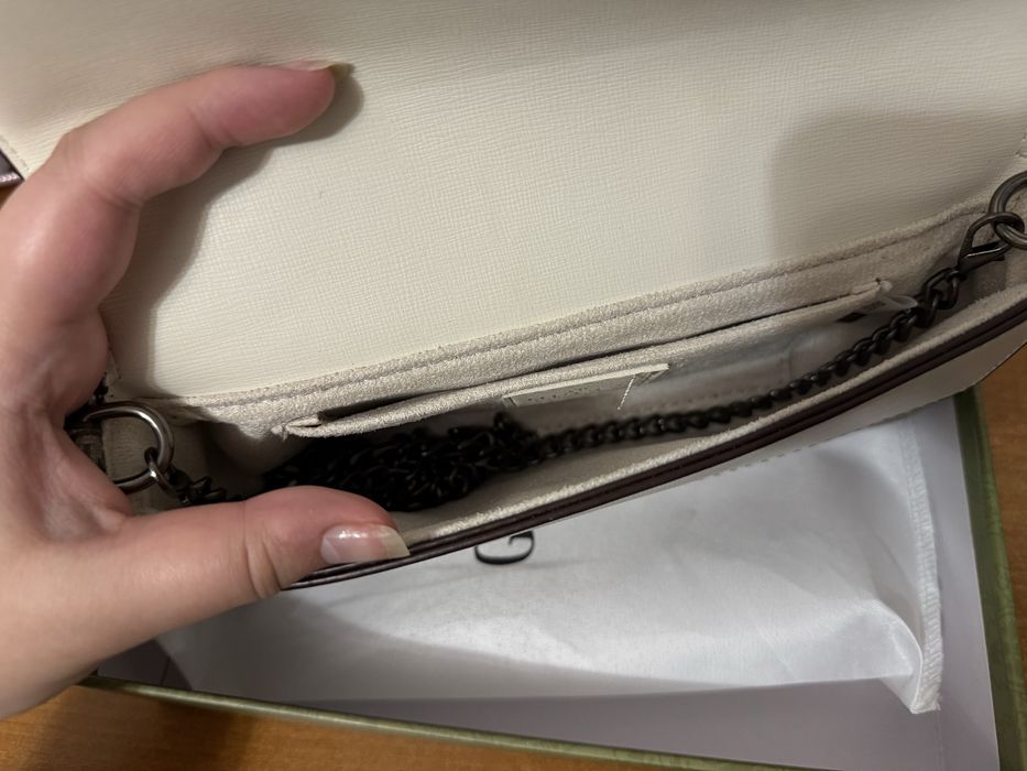 Сумка с пыльником и коробкой