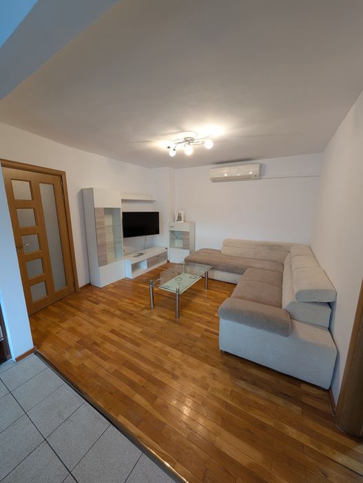 Дава се под наем Тристаен апартамент в Пловдив, Младежки Хълм - 65 кв.м за 459 € - Снимка #5