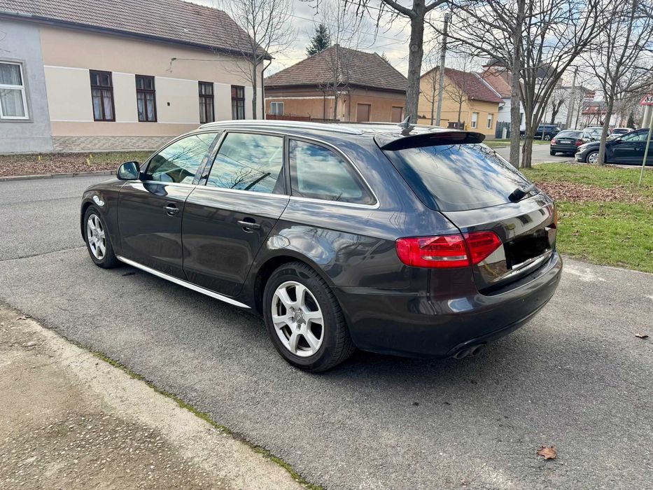 Audi A4 B8 Quattro,2.0 Tdi-2009-4x4 permanent, jante 16 si 17