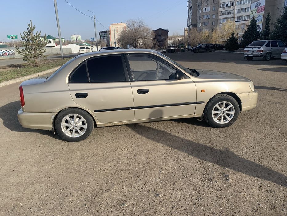 Продам hyundai.