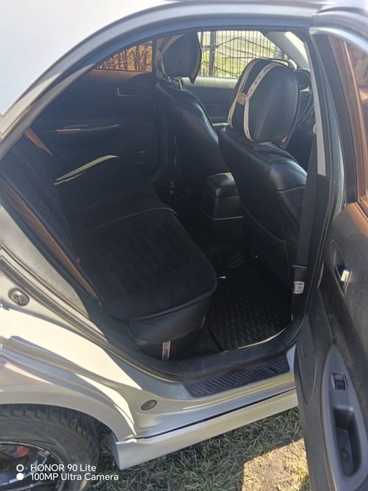 Автомобиль Mazda