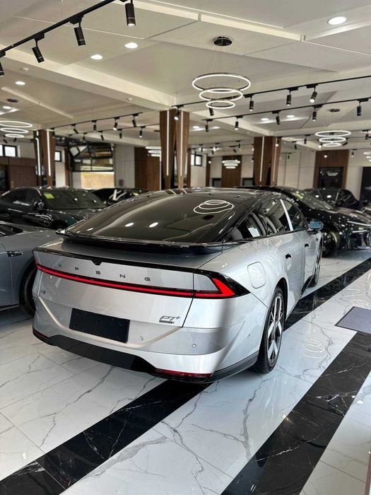 XPENG P7+ 2026 gibrid 1550 km yuradi Rasmiy Kafolat bilan
