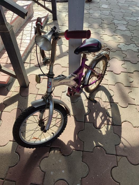 Детский велосипед в хорошем состоянии