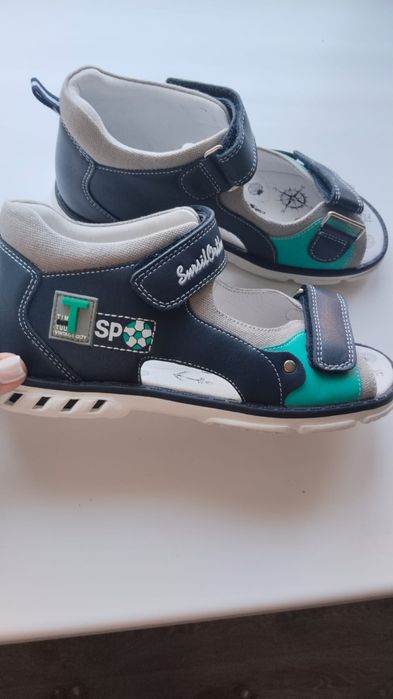 Продам новые ортопедические сандалии