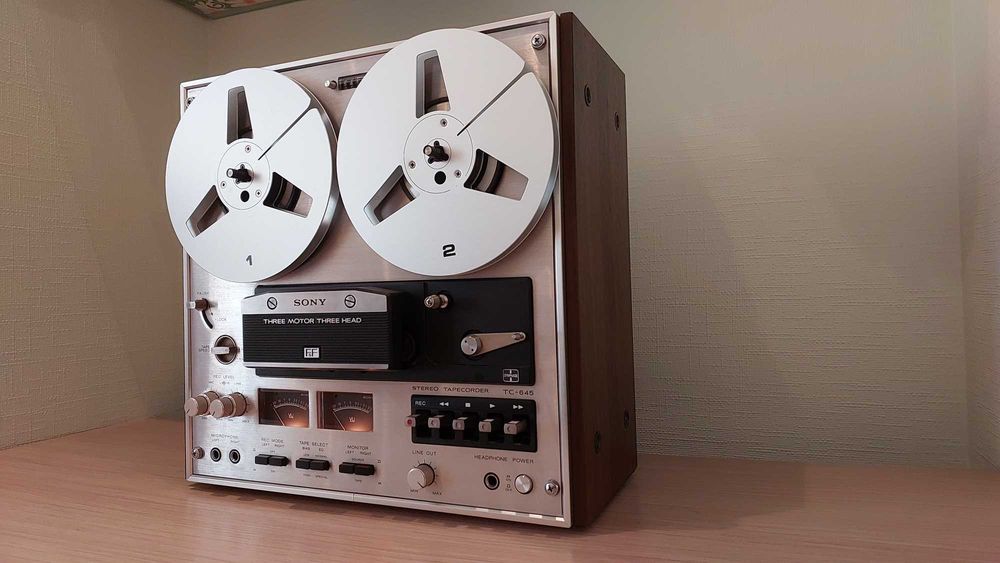 Катушечный  Akai Revox Sony