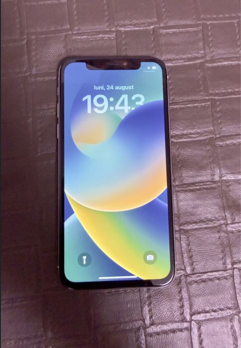 vand sau schimb Iphone x 65gb