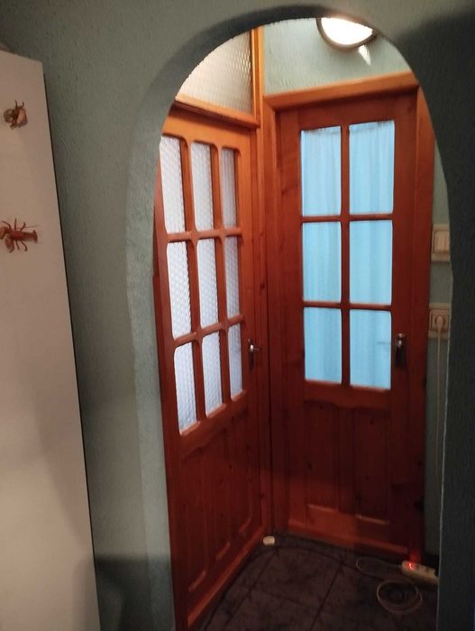 Tamplarie de vanzare (usi si ferestre)