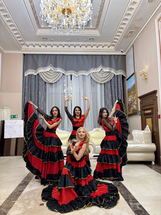 Нарядное платье для тоя / праздник