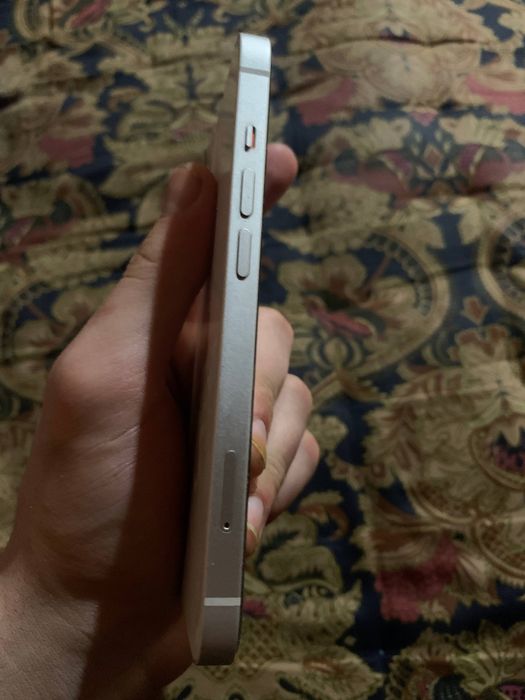 iphone 13.