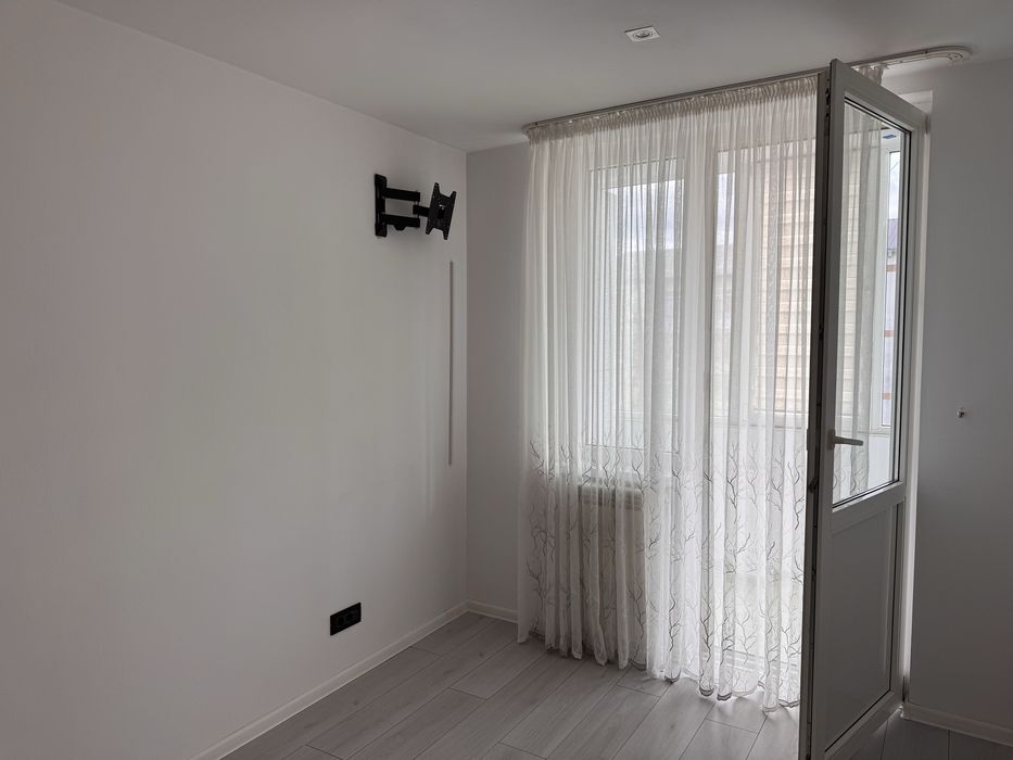 Apartament 3 camere complet utilat