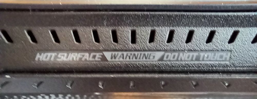 Acer Predator Helios 300 N18I2 + 4бр. подаръка