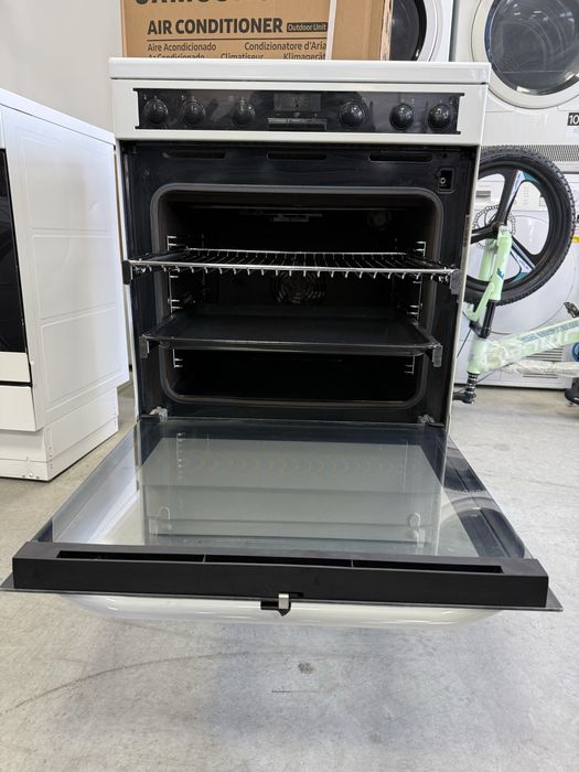 Готварска печка VOSS със керамичен плот-