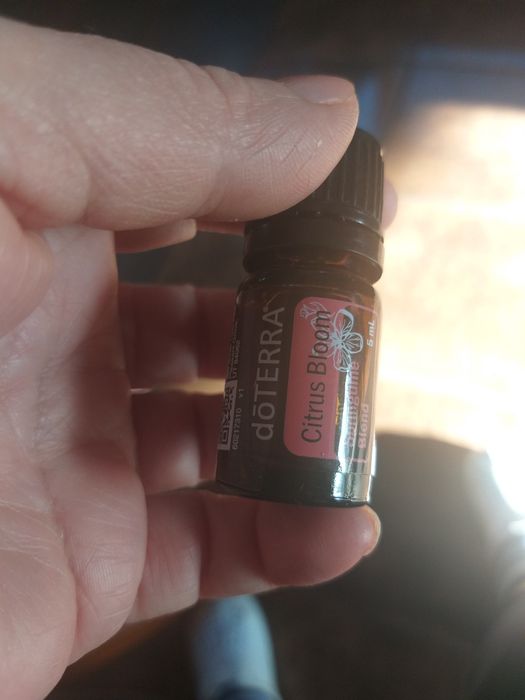 Vand uleiuri Doterra