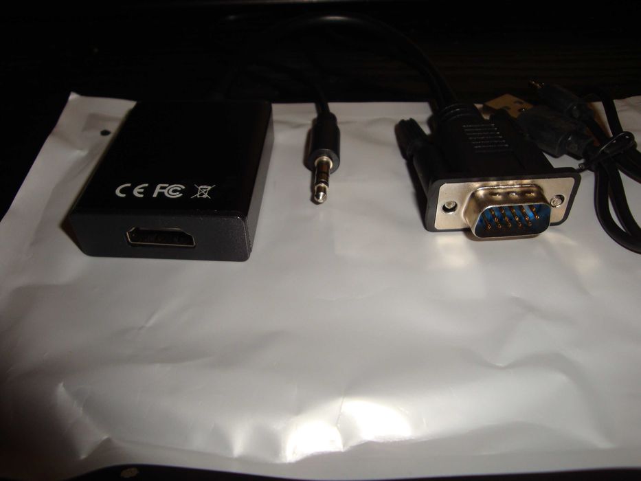 adaptor video convertor VGA + audio jack - HDMi out