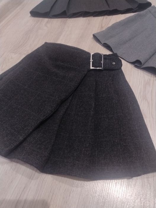 Lot fuste Zara/Next masura 122 (6-7 ani)