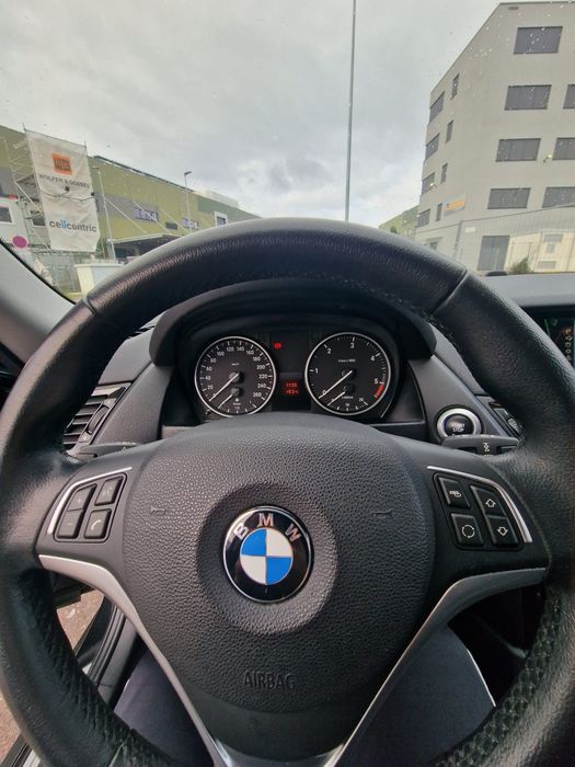 BMW X1 xDrive 18d Xenon 2013 Manuala Distributie schimbata