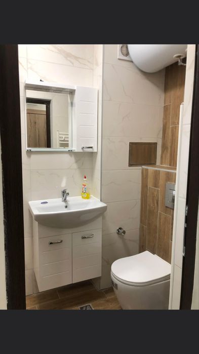 Дава се под наем Тристаен апартамент в Асеновград - 90 кв.м за 430 € - Снимка #6