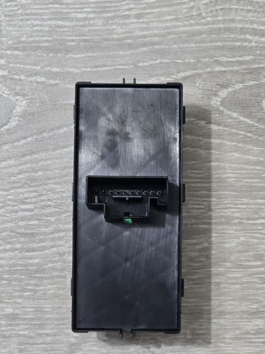 Comutator Geam Electric VW Golf Mk7 / Passat B8 / Tiguan – 5G0959857