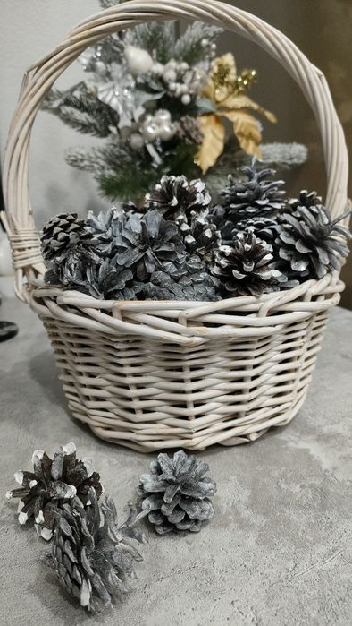 Шишки сосновые для новогоднего декора продаю