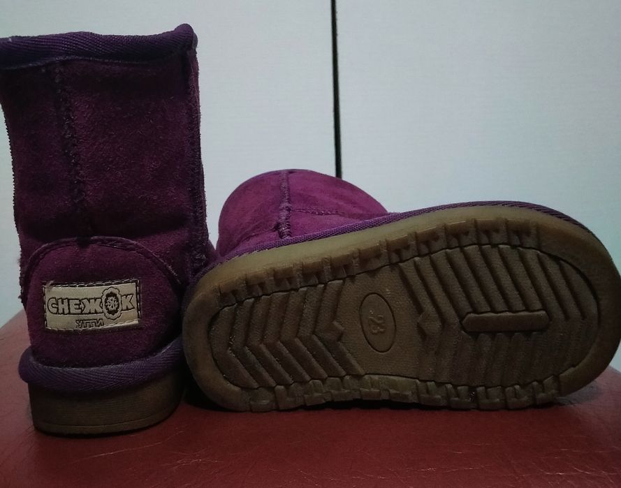 Продаю Угги,  за 5000тг.