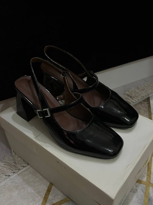 Туфли разные новые