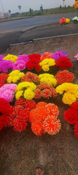 Продам искусственные цветы