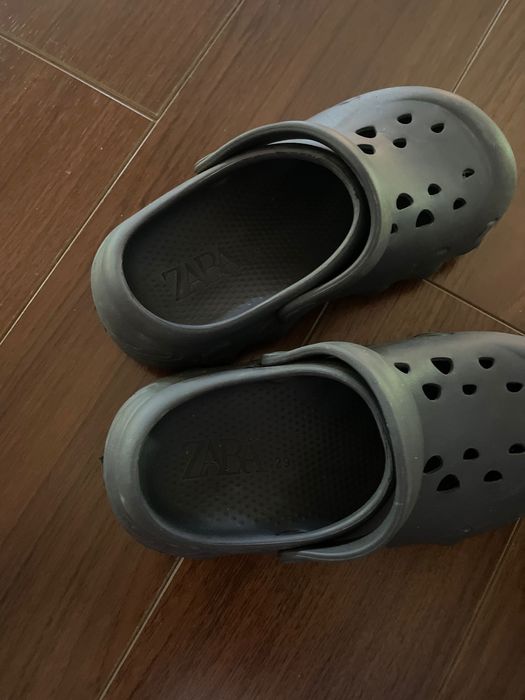 Papuci copii Zara