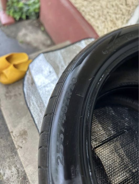 Cauciucuri 255 40 20